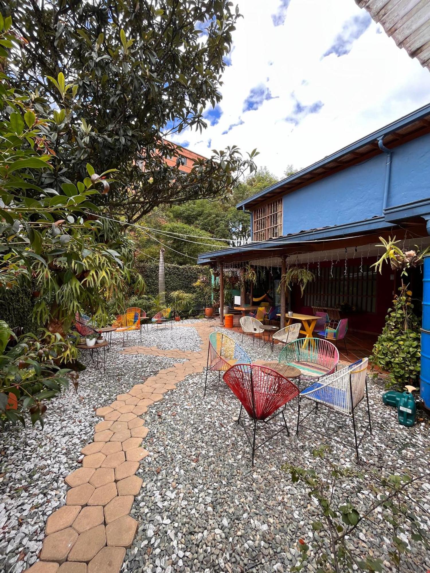 Yolo Hostal Medellín